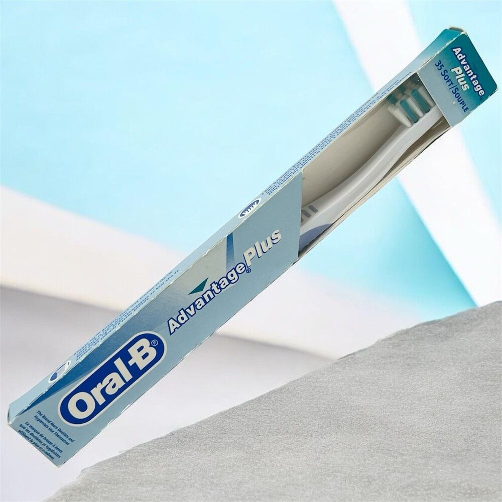 Vintage Oral-B Advantage Plus Toothbrush 35 Soft Power Tip Indicator Blue - NEW